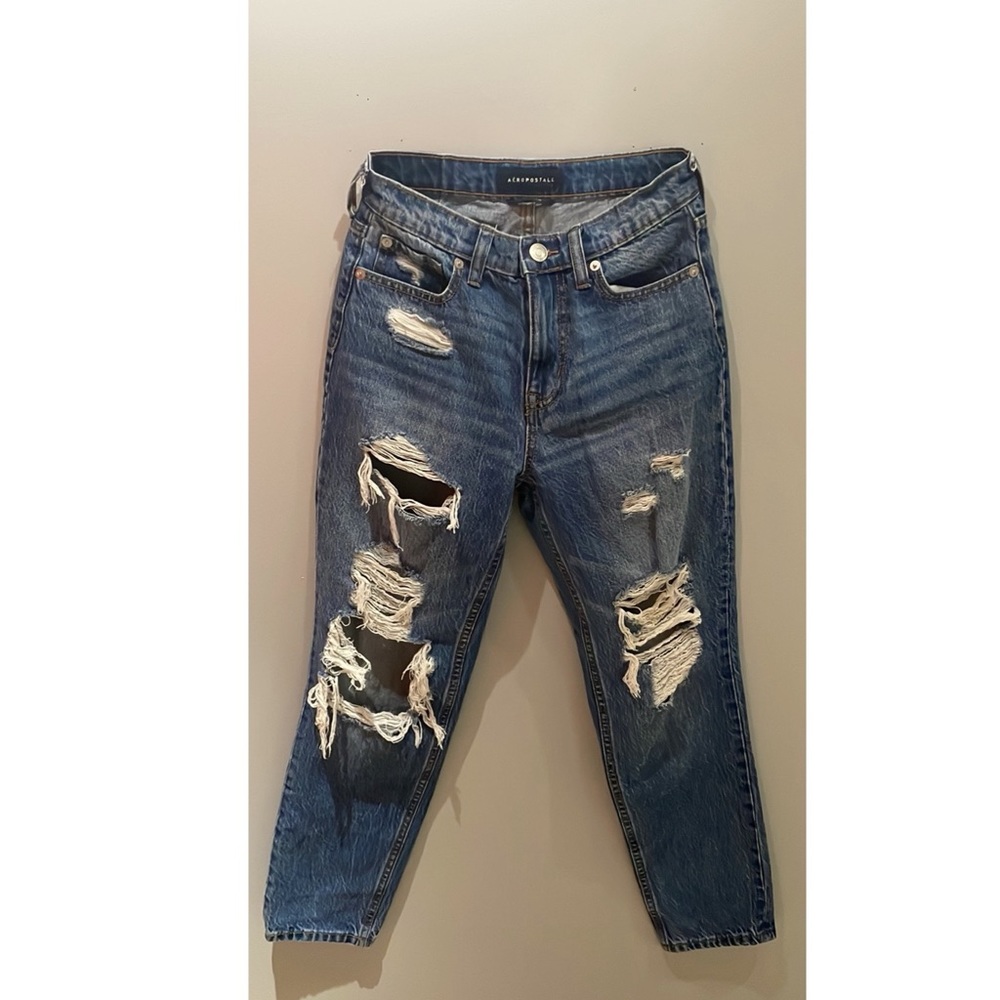 Mom Jeans - Picture 1 of 1
